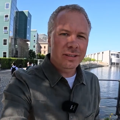 Jona Källgren, svensk journalist